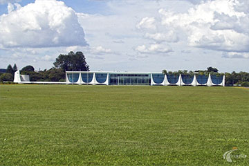 Brasília - Palácio da Alvorada<br /><span>Crédito: tripstance.com</span>