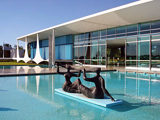 Brasília - Palácio da Alvorada<br /><span>Crédito: tripstance.com</span>