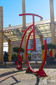 Bicicleta, símbolo de Campo Bom no Largo Irmãos Vetter